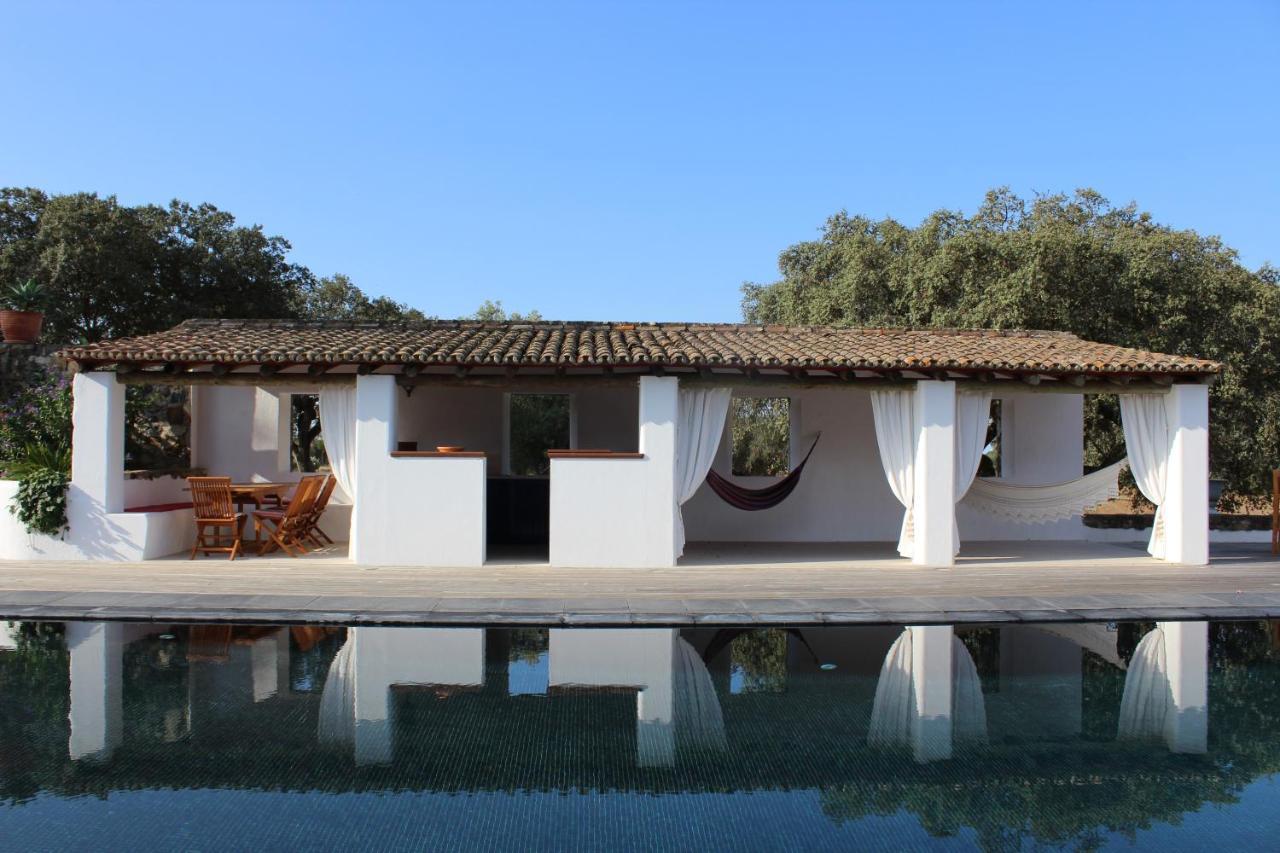Herdade Dos Alfanges "The Barn" Viana do Alentejo Exterior photo