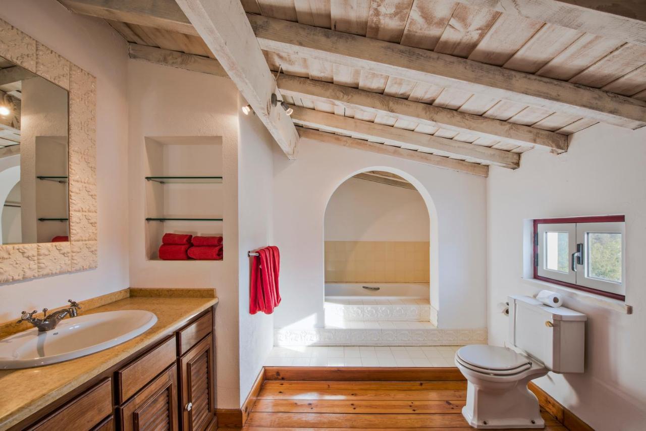 Herdade Dos Alfanges "The Barn" Viana do Alentejo Exterior photo